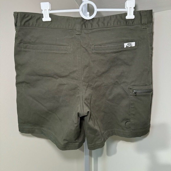 Nike Men's Cargo Shorts - Dark Green - Picture 2 of 6